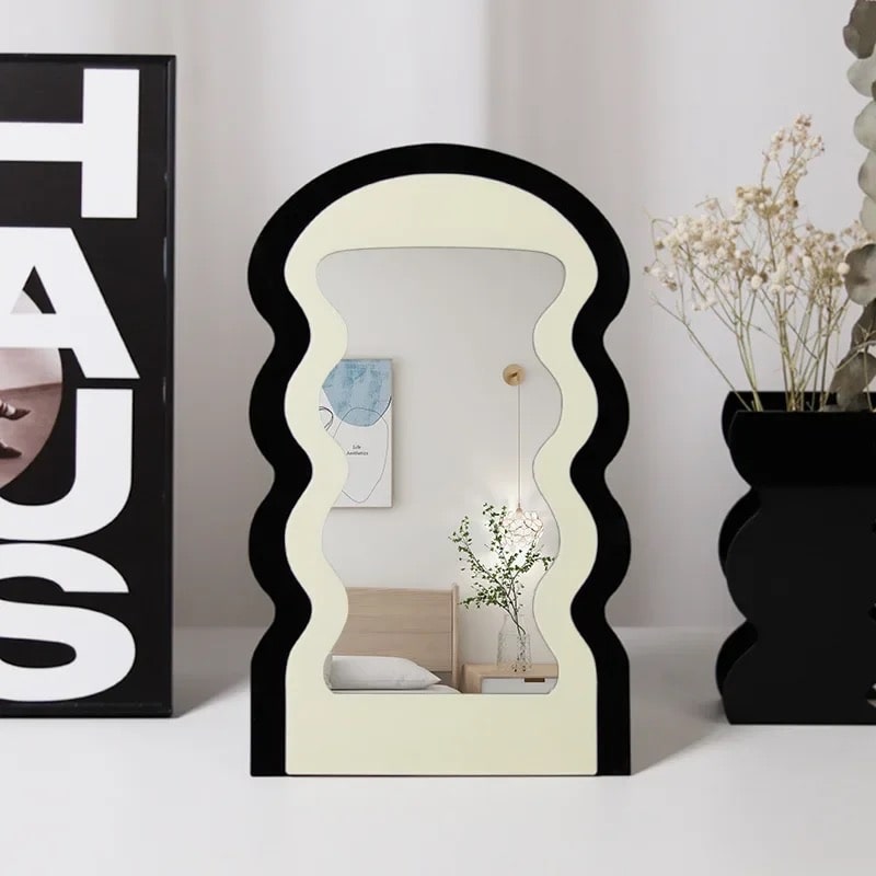 Wavy Table Mirror